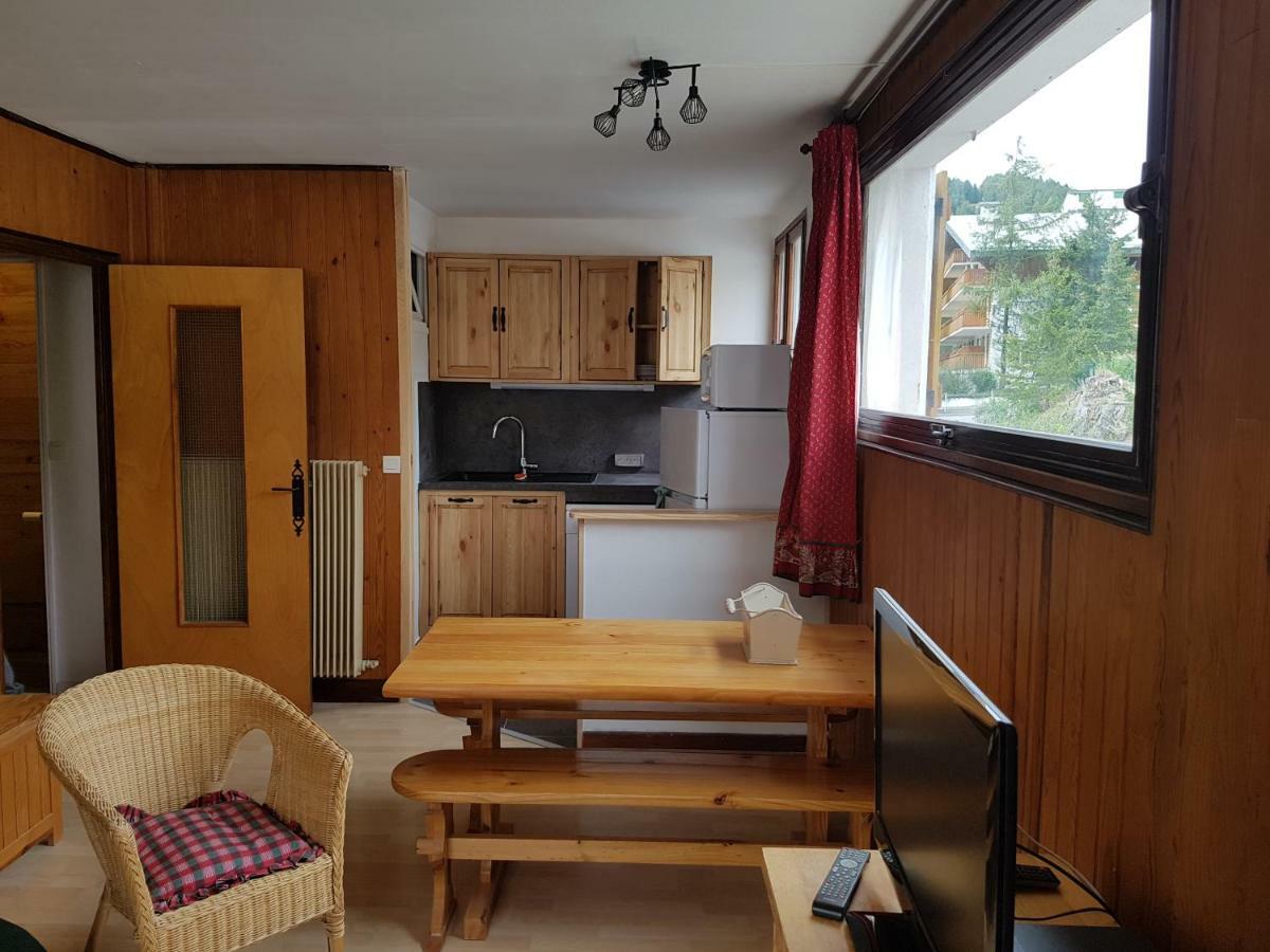 Le Petit Chalet Apartment โอรง ภายนอก รูปภาพ